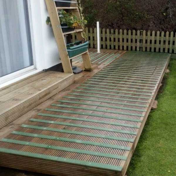 1000mm GRP Anti Slip Decking Strips Free Drilling and Screws 6 Pieces