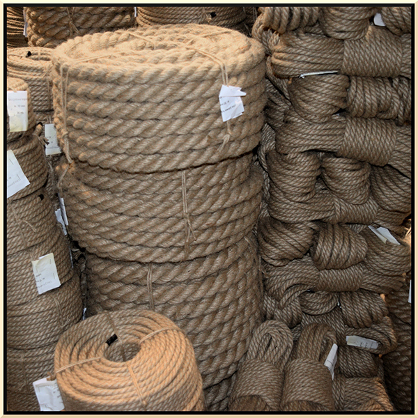 40m Jute Hessian Rope Intricately Braided And Twisted Boating Sash Garden Decking