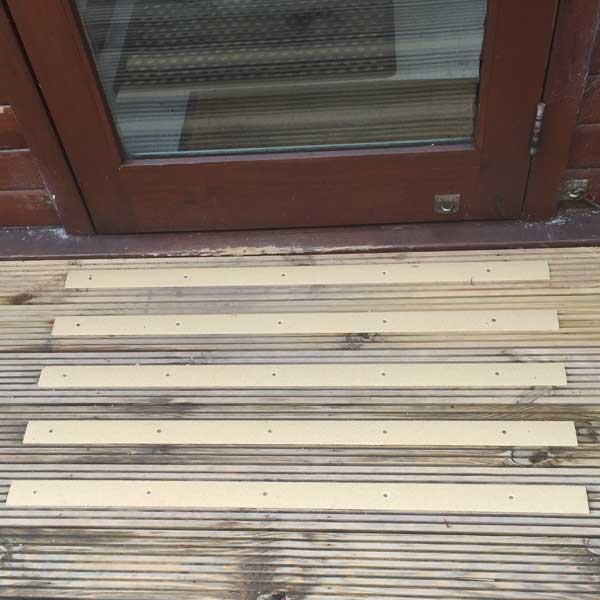 600mm GRP Anti Slip Decking Strips Free Drilling and Screws 10 Pieces