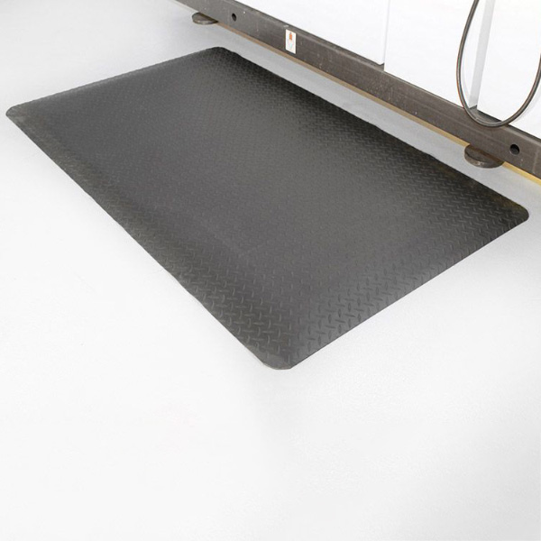 Anti-slip Diamond Patterned Fatigue Matting