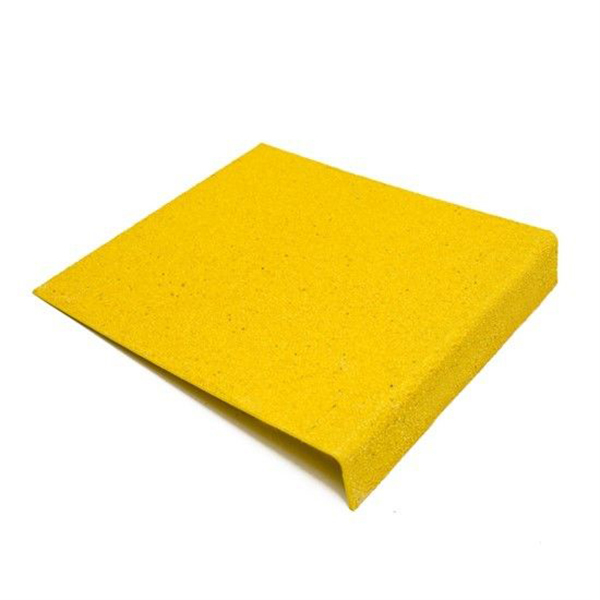 Heavy Duty Yellow Anti Slip Stair Tread Cover For Slippery Stairs