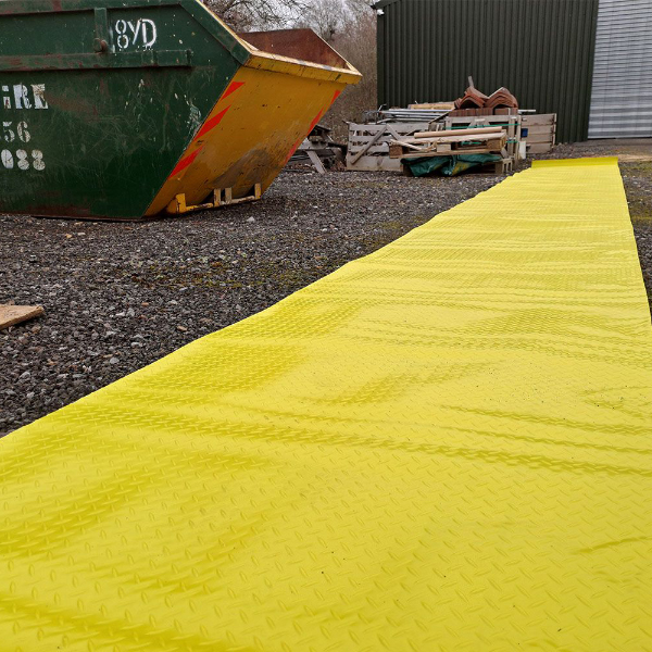 2mm Thick Durable Anti Slip Diamond Pattern Yellow Site Mat 